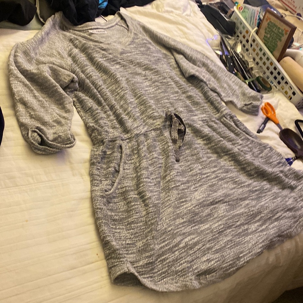 Size3 Maurices woman one piece dressw/ pockets in 2strings to tie in the middle